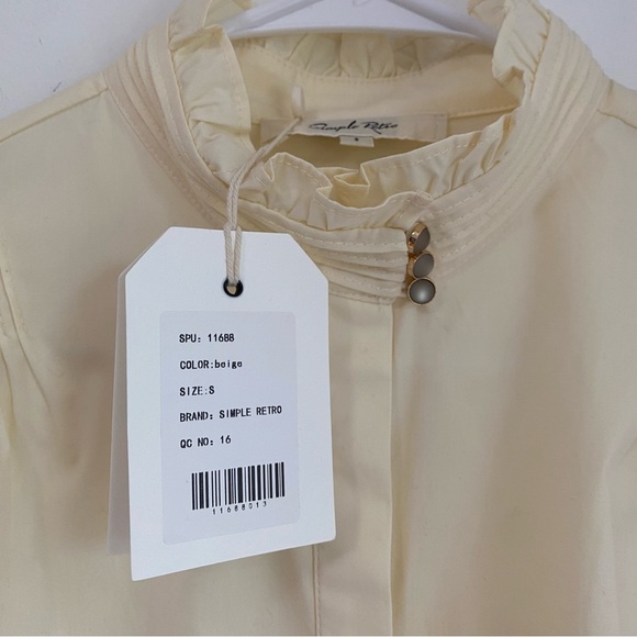 NWT Simple Retro High Neck Blouse - Picture 4 of 9